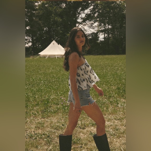 Zara women one shoulder shirt. Small - Picture 6 of 8